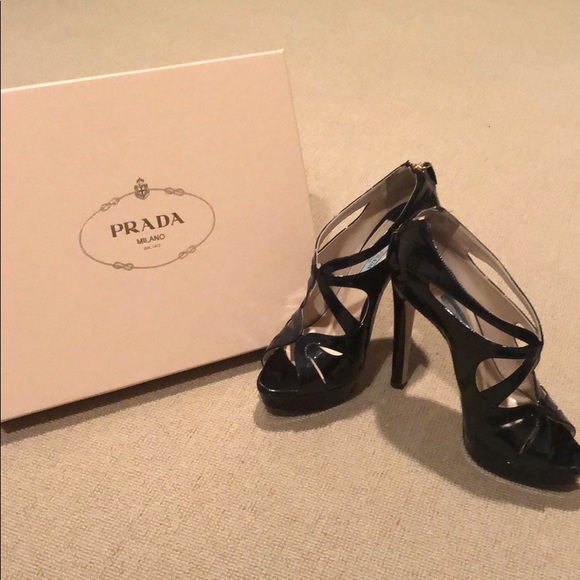 Prada Shoes - Prada AUTH platform patent leather strappy sandal